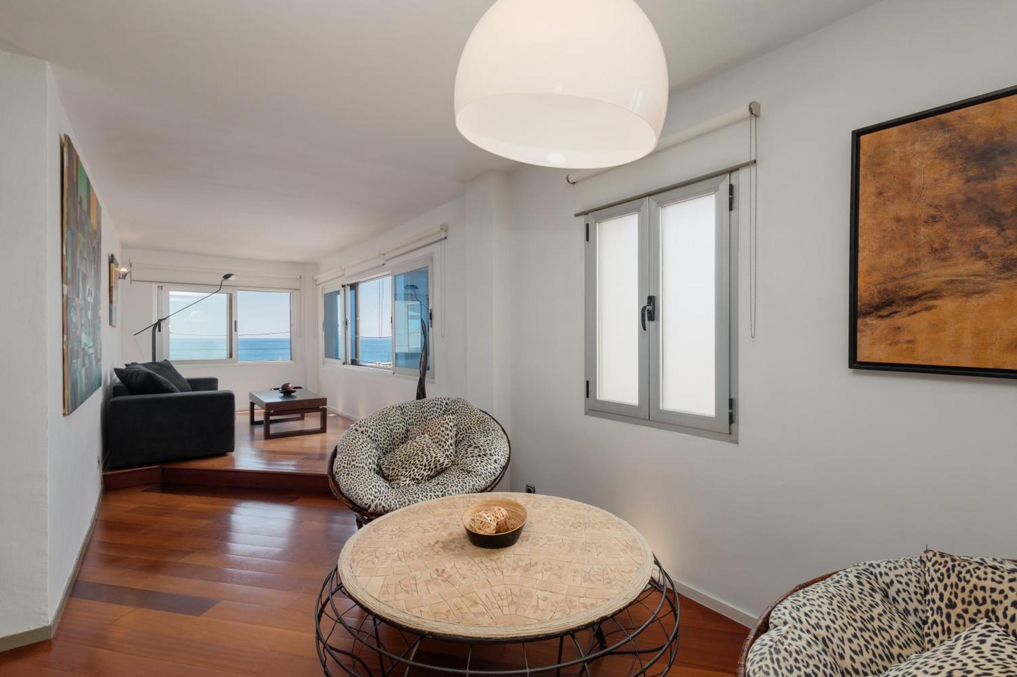 Appartamento Stunning Penthouse With Sea Views And Private Parking In Puerto Banus *