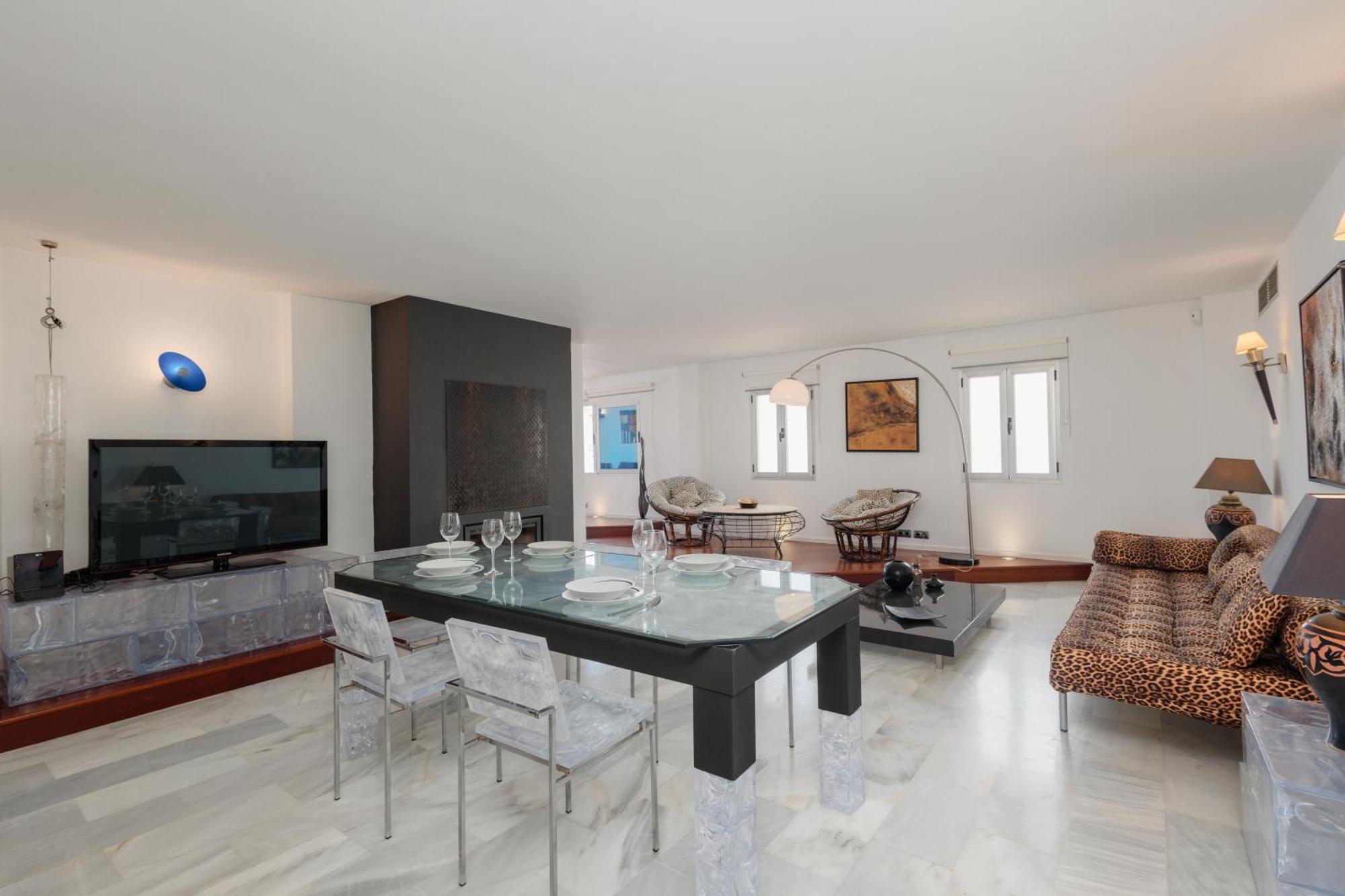 Appartamento Stunning Penthouse With Sea Views And Private Parking In Puerto Banus *