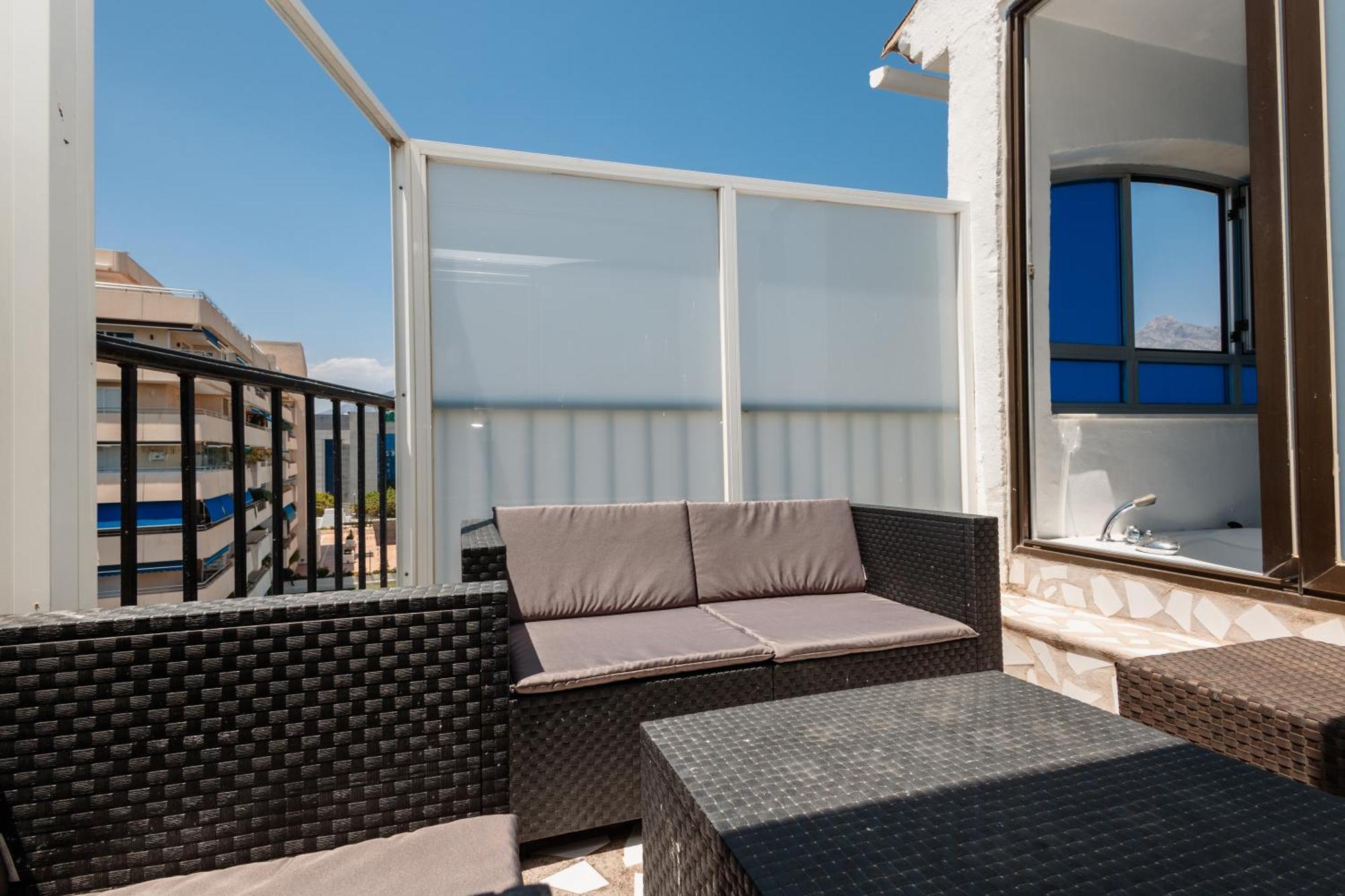 Exclusive Penthouse, With Sea And Marina Views And Private Parking, In The Heart Of Puerto Banus Apartamento Marbella