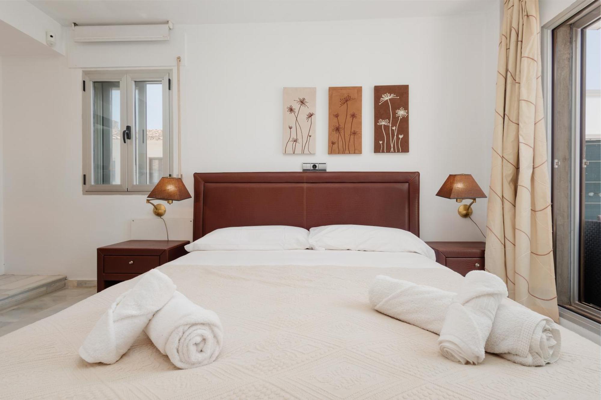Stunning Penthouse With Sea Views And Private Parking In Puerto Banus * Marbella